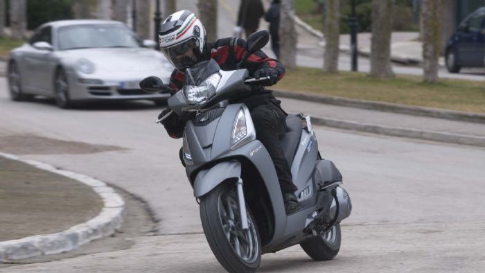 KYMCO People GTi 300 ABS