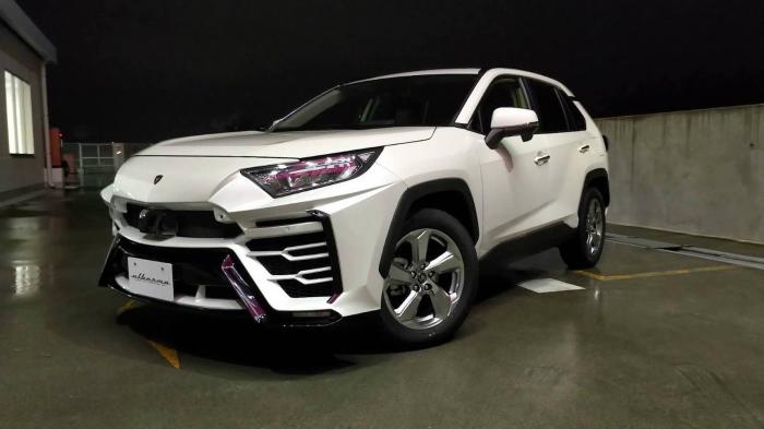 Πακέτο κάνει το Toyota RAV4… Urus