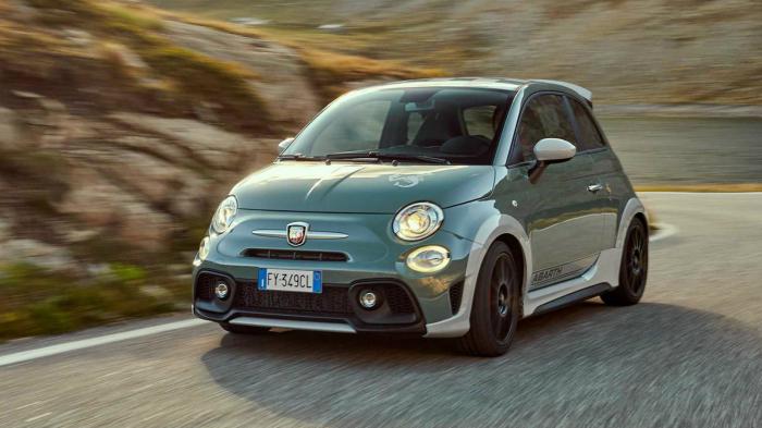 Συλλεκτικό Abarth 695 στην Ελλάδα