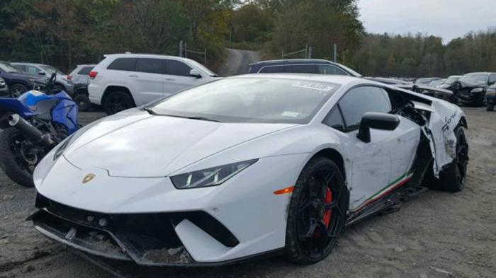 Lamborghini Huracan πωλείται ακόμα και έτσι