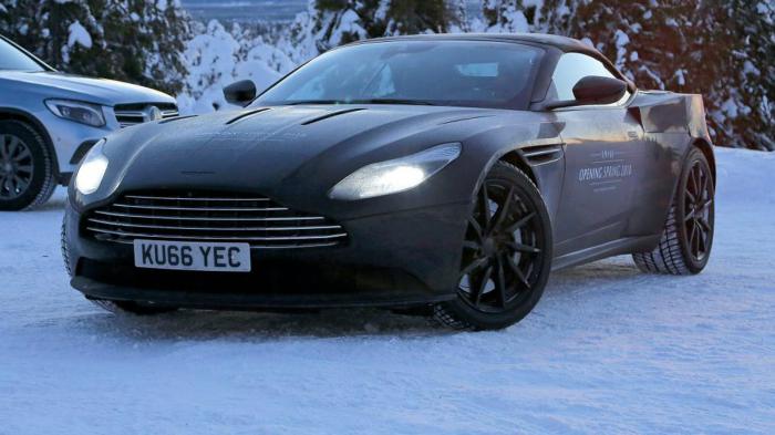 H ανοιχτή DB11 στα χιόνια