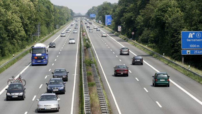 Διόδια για τους ξένους θέλουν οι Γερμανοί 