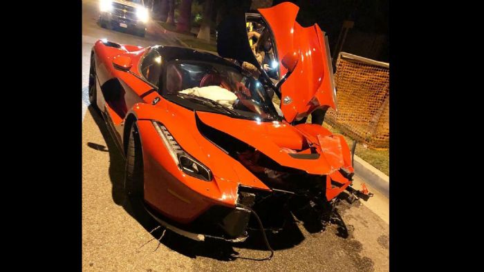 LaFerrari βγαίνει νοκ-άουτ (+vid&pic)