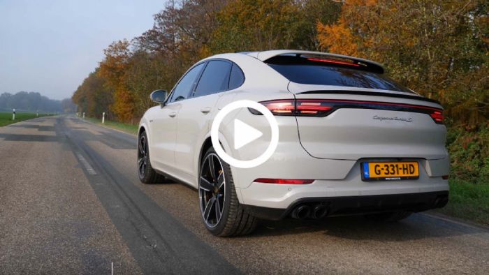 Porsche Cayenne Turbo S στα 300 χλμ./ώρα!