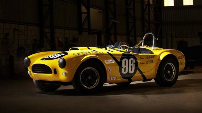 4 ειδικές Shelby Cobra Sebring!