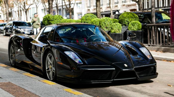 Εντυπωσιακή Ferrari Enzo σαν καινούργια 