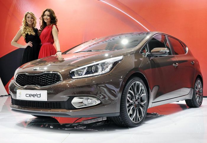 Νέα γενιά Kia Ceed 5d και SW