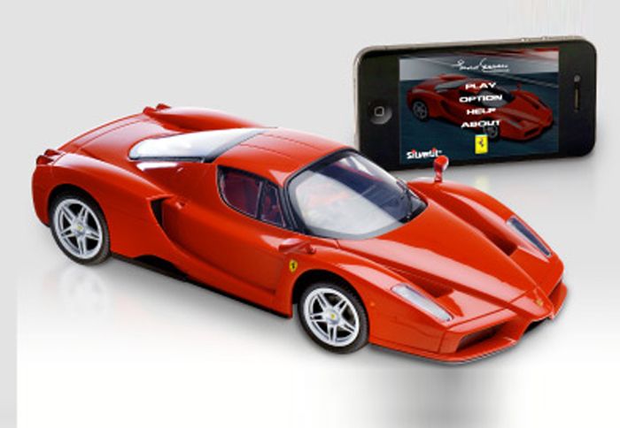 Έλεγχος μιας Ferrari Enzo μέσω του iPhone