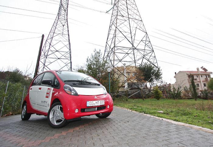 Δοκιμάζουμε το ηλεκτρικό Mitsubishi i-MiEV