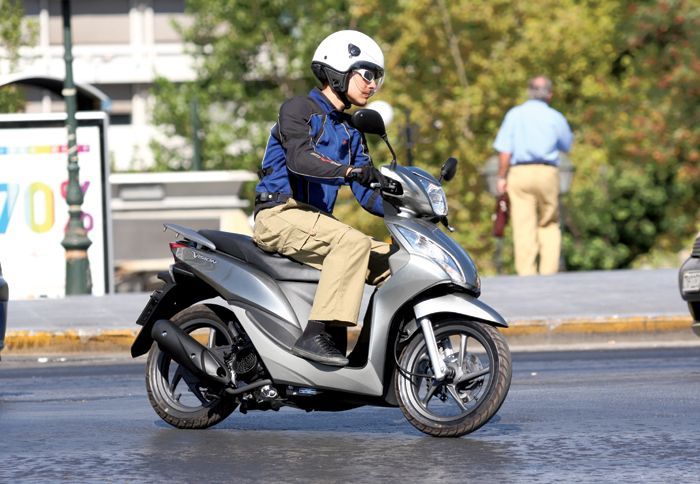 Δοκιμή scooter: Νέο Honda Vision