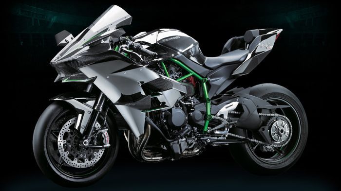 Πέρα από το Kawasaki H2 που αναμένεται τέρας δύναμης, τώρα μαθαίνουμε για την ύπαρξη της ακόμη πιο Racing έκδοσης H2 R!