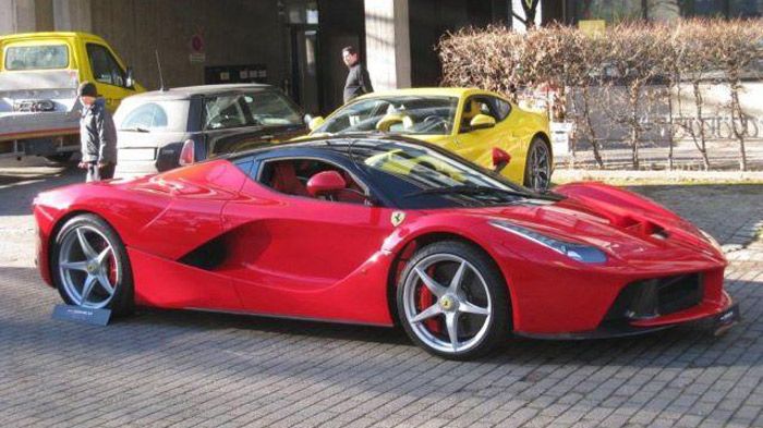 LaFerrari: Αγοράστηκε 1,3 εκατ. και πωλείται στα 2,38 εκατ. ευρώ!