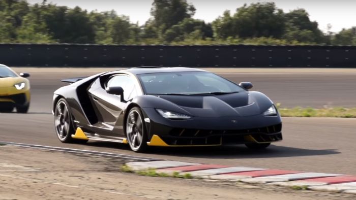 Η Centenario στην πίστα