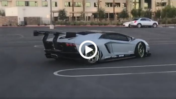 Aventador «βλέπει κύκλους»