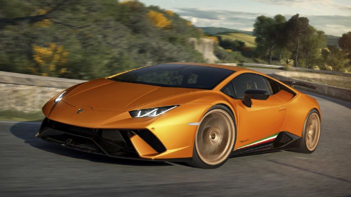 Η νέα Lamborghini Huracan Performante