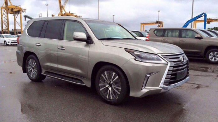 Στα πράσα το Lexus LX