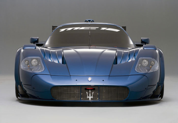 Maserati MC12 μόνο για… 12!