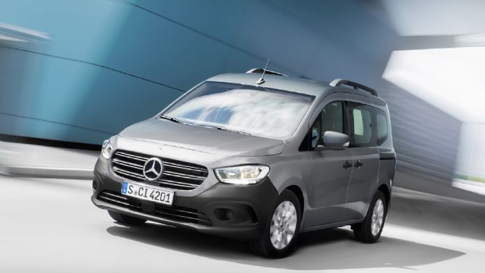 Ξεκινούν οι πωλήσεις του νέου Mercedes-Benz Citan (+vid)