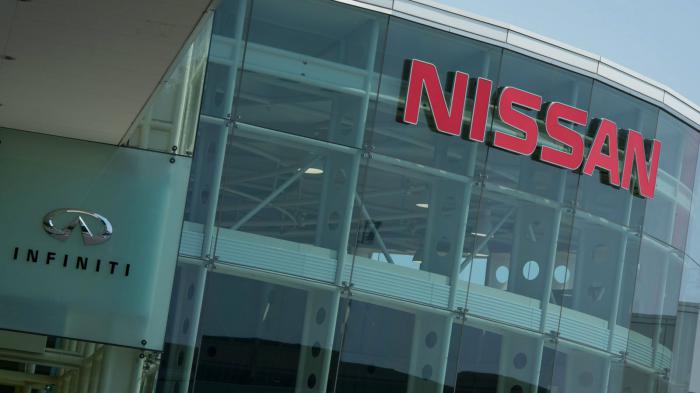 Διαψεύδει τη συνωμοσία κατά του Ghosn η Nissan  