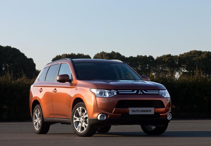 Εντυπωσιάζει το νέο Mitsubishi Outlander