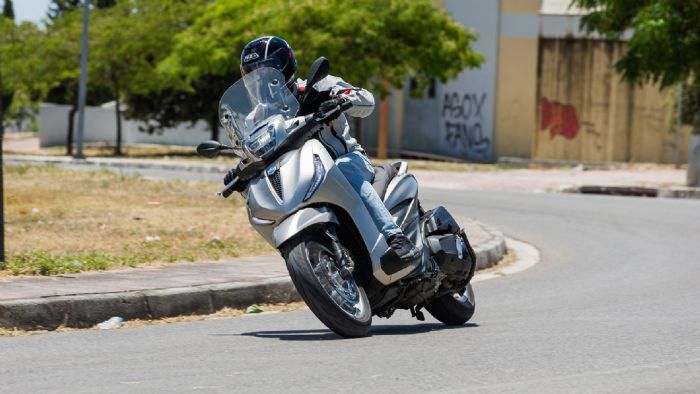 Piaggio Beverly 400 2021 Test: Sport GT πόλης! 