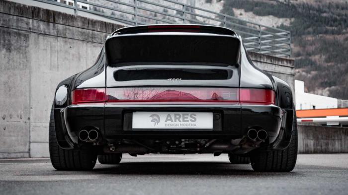 Η Ares Design βελτίωσε την Porsche 964 