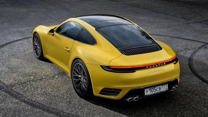 Με 390 ίππους η νέα Carrera 992 