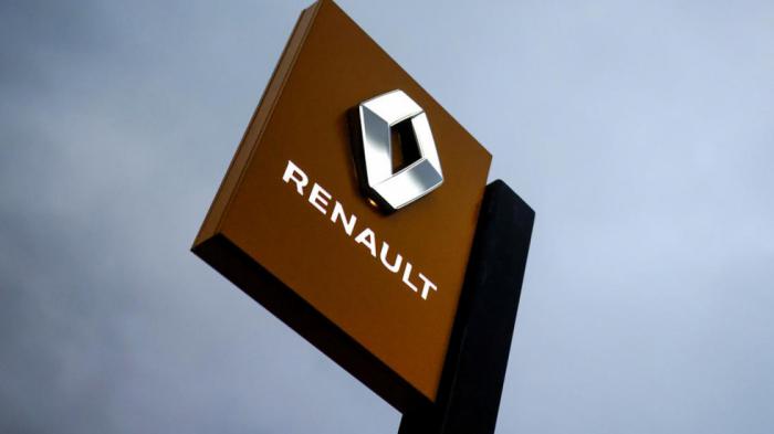 Πουλάει το ποσοστό της στην Daimler η Renault 