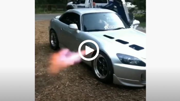 Honda S2000 «καλάσνικοφ» πυροβολεί αδιακρίτως!