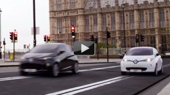 2 Renault ZOE «μεταμορφώθηκαν» σε… αυτοκινητάκια πίστας!