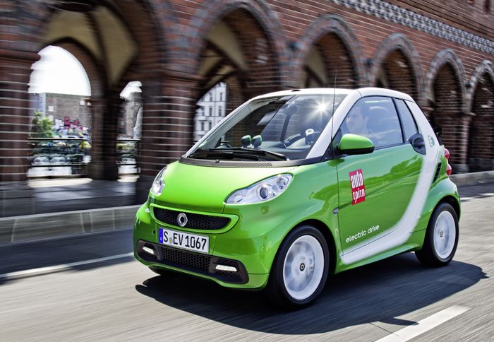 smart fortwo electric & smart ebike...Στην πρίζα!