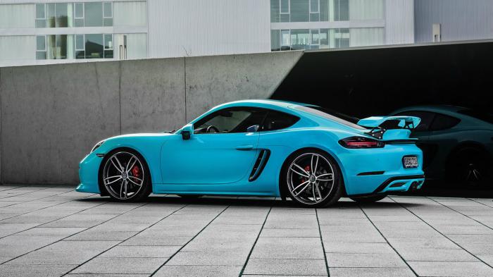 Βελτιωμένη Porsche 718 από την TechArt