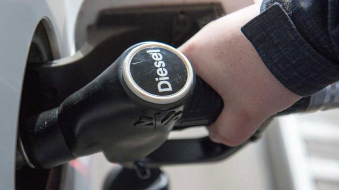 Τέλος η επιδότηση στο diesel κίνησης: Οσονούπω πιο ακριβό από τη βενζίνη