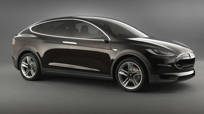 Η Tesla ετοιμάζει νέο sedan και crossover