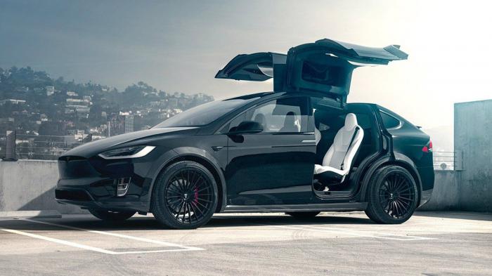 Mαφιόζικο Model X (+vid)