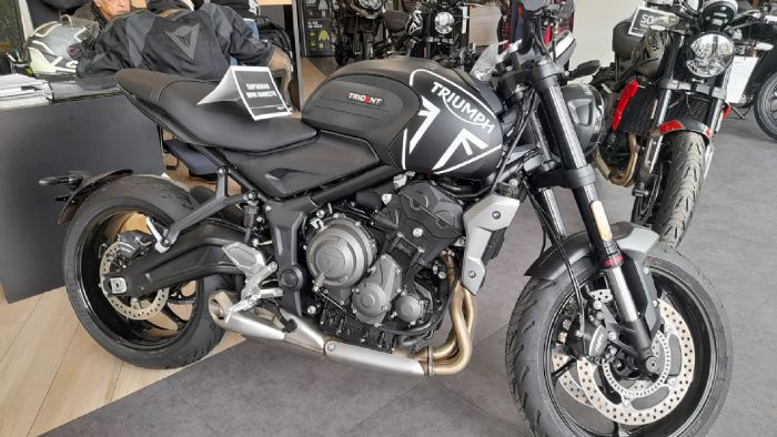 Έφτασε στην Ελλάδα το νέο Triumph Trident (video)