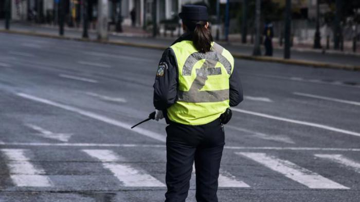 28η Οκτωβρίου: Κλειστοί δρόμοι σε Αθήνα-Πειραιά για τις παρελάσεις