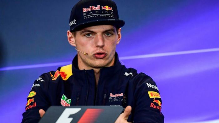 Φανερά εκνευρισμένος παρουσιάστηκε ο Max Verstappen.