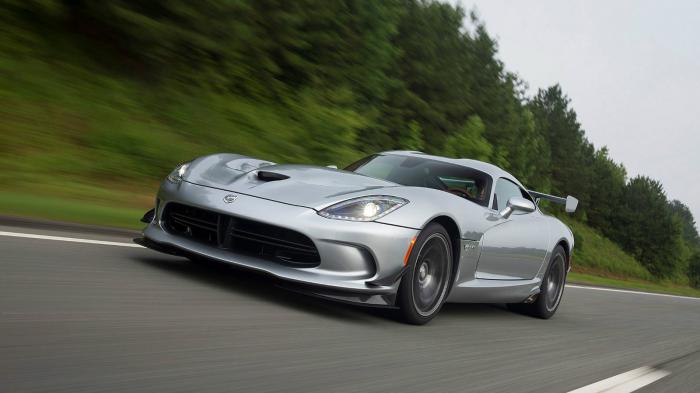 Επιστρέφει με 557 ίππους το Dodge Viper