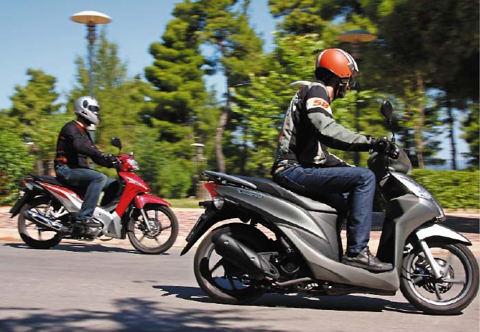 Honda Vision 110 vs Honda Wave 110i 