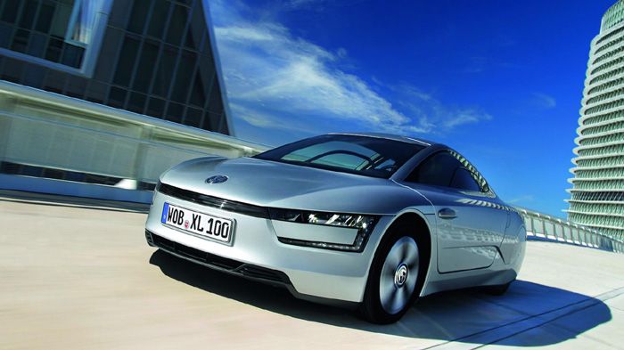 VW XL1 και στο βάθος υβριδικό up!