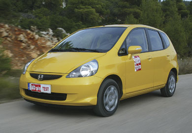 Μεταχειρισμένο Honda Jazz 1,4 του 2005 Μεγάλοι χώροι σε μικρό μέγεθος