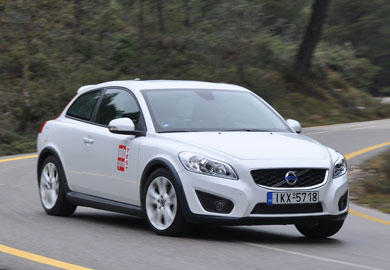 Δοκιμάζουμε το ανανεωμένο Volvo C30 T5